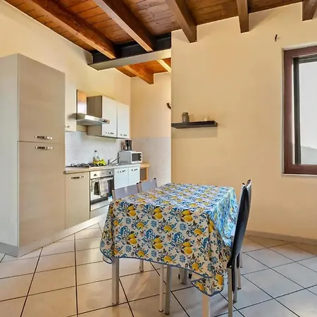 Charming In With Terrace Verona