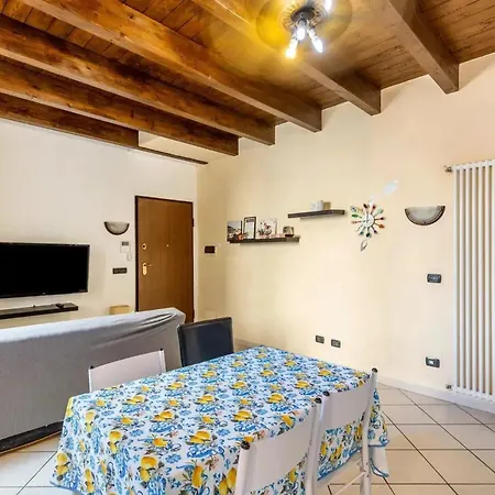 Charming In With Terrace Verona