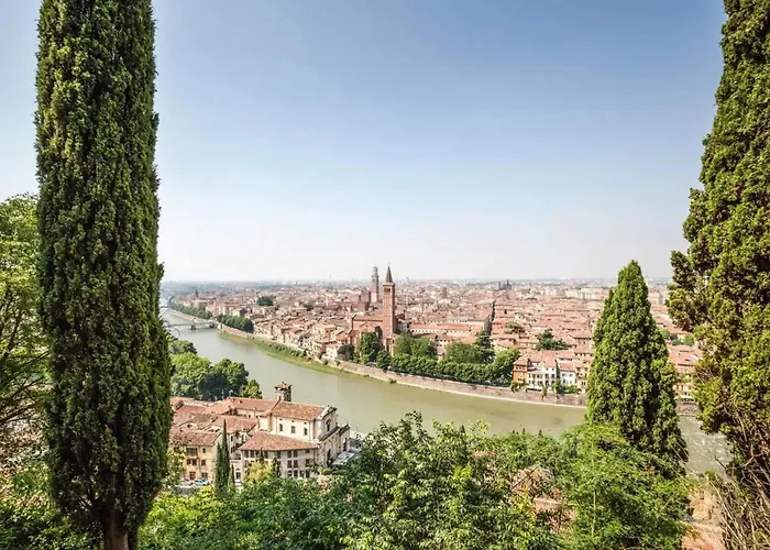 Apartmán Charming In With Terrace Verona
